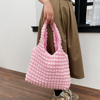 Балонена чанта за рамо с уличен стил, платно, хоризонтална квадратна форма, горно отваряне и джоб за мобилен телефон