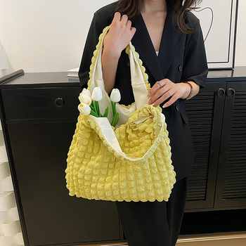 Балонена чанта за рамо с уличен стил, платно, хоризонтална квадратна форма, горно отваряне и джоб за мобилен телефон