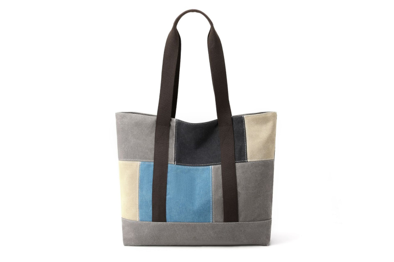 Платнена раница, урбан стил, материал: платно, подплата: полиестер, отваряне с цип, форма: хоризонтално квадратна, вътрешни джобове: джоб с цип, джоб за телефон, джоб за документи