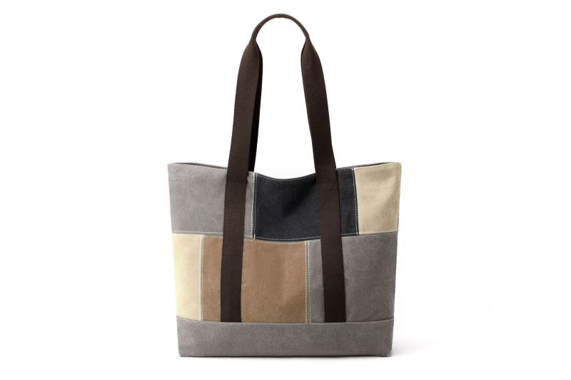 Платнена раница, урбан стил, материал: платно, подплата: полиестер, отваряне с цип, форма: хоризонтално квадратна, вътрешни джобове: джоб с цип, джоб за телефон, джоб за документи