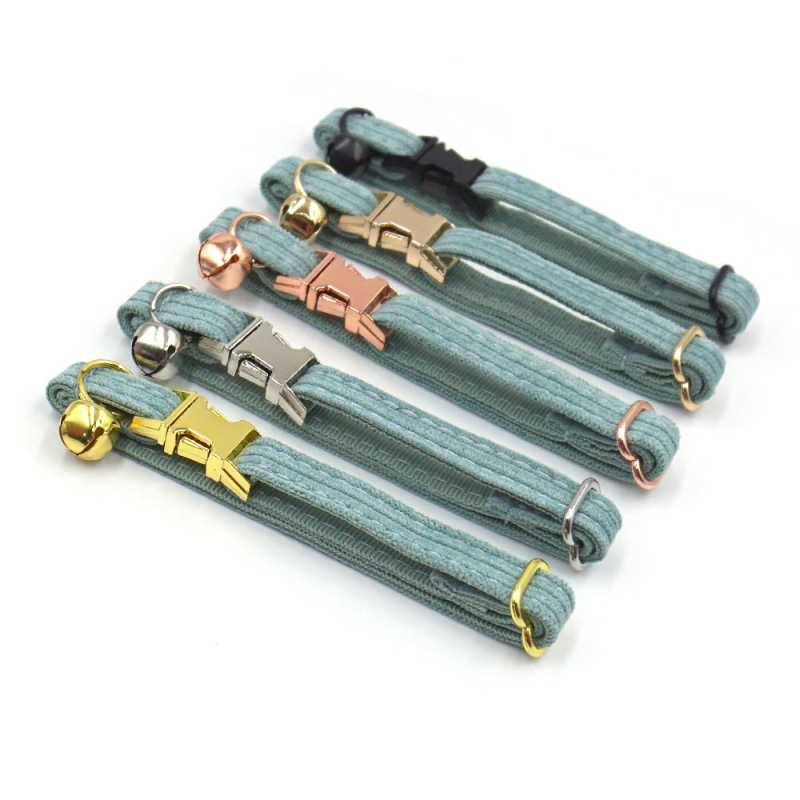 Katės kaklo apykaklė iš corduroy audinio, lazeriu graviruotas vardas, prekinis ženklas Thousand Years Old