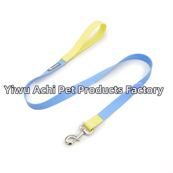 Λουρί κατοικίδιων για γάτες και σκύλους με PVC επενδυμένο ελαστικό ιμάντα και σχέδιο κατά του μπλέξιμου