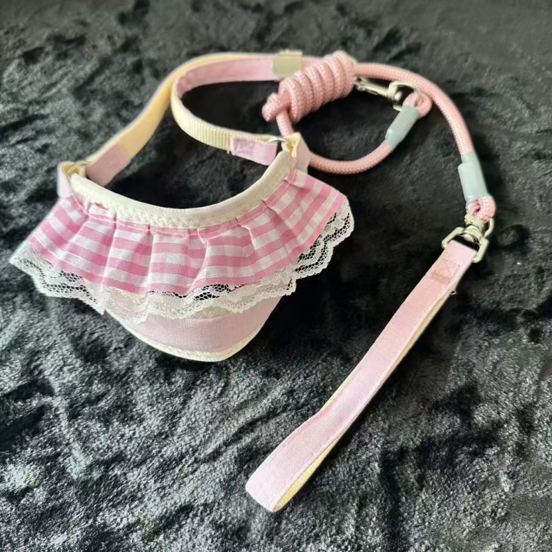 Vest stiliaus šuns harnizas su pavadėliu mažiems šunims; krūtinės diržas; medžiaga: Kita; neimportuota; kategorija: naminių gyvūnėlių virvų diržai.