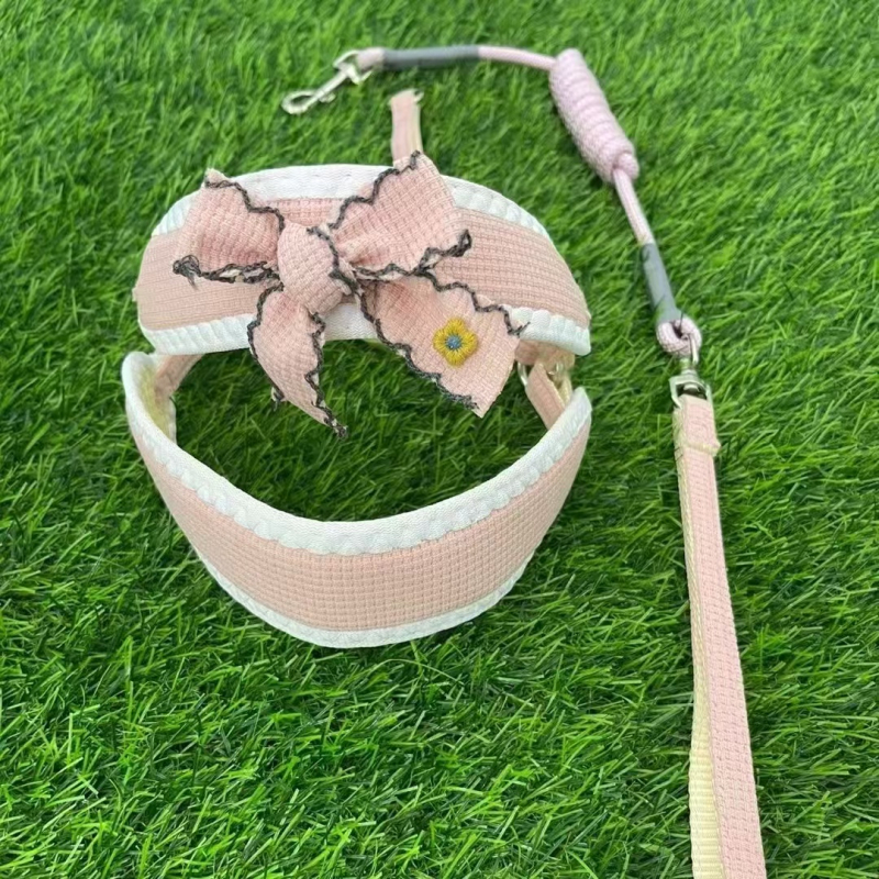 Vest stiliaus šuns harnizas su pavadėliu mažiems šunims; krūtinės diržas; medžiaga: Kita; neimportuota; kategorija: naminių gyvūnėlių virvų diržai.