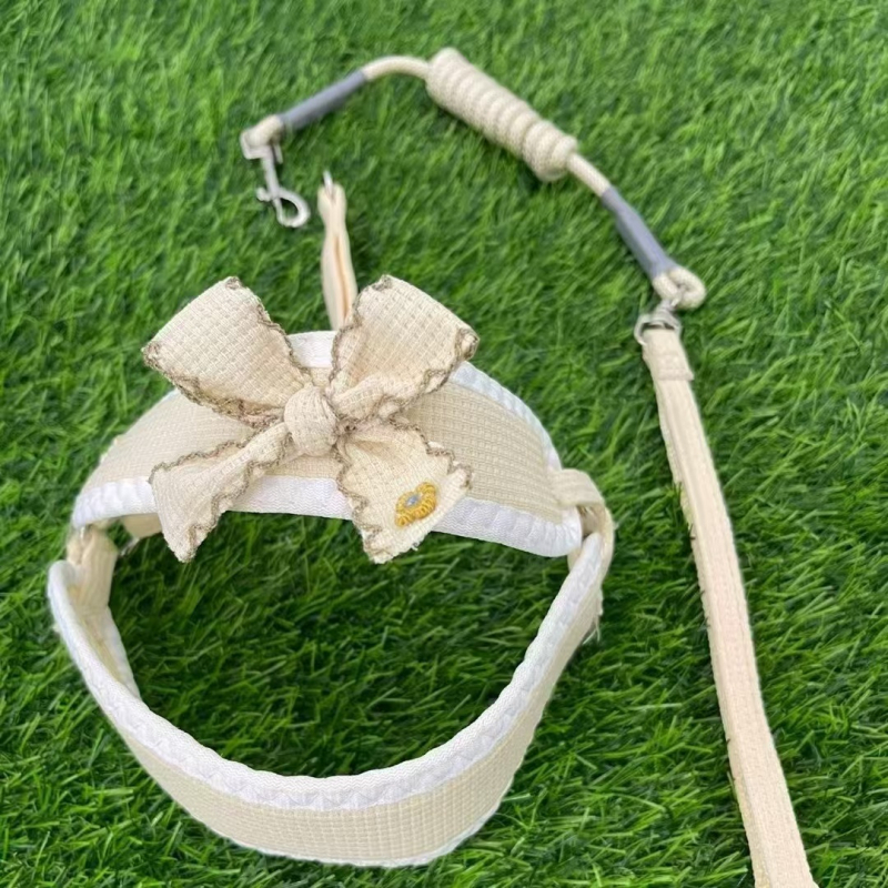 Vest stiliaus šuns harnizas su pavadėliu mažiems šunims; krūtinės diržas; medžiaga: Kita; neimportuota; kategorija: naminių gyvūnėlių virvų diržai.