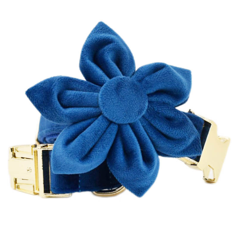 Кадифена каишка за кучета — плат, марка Flannelette, произход Гуандун, категория: връзка/въже за кучета