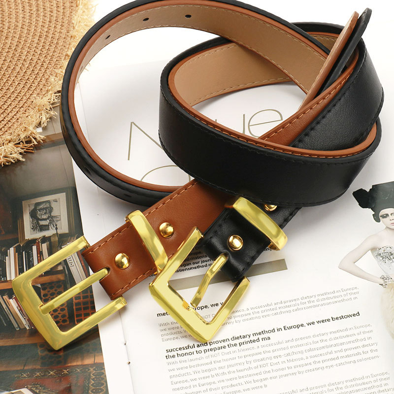 Moterų diržas - imitacinė oda, lydinio sagtis su smeigtuku, plotis 2,8 cm, elektroplatinė danga, universalus stilius