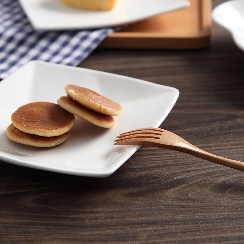 Porcelininė vaisių lėkštė, stalo įrankiai naujojo kiniško stiliaus, kita prekė