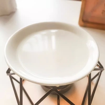 Jumping vas aromaterápiás gyertyatartó – geometriai forma, modern és minimalist stílus, otthonra, irodába, templomba vagy hotelbe