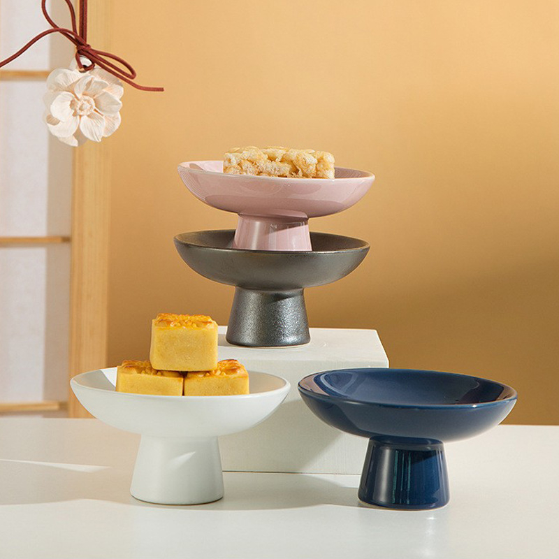 Keraminis kalno formos lazdelė- ir šepetėlių laikiklis, komplektu su desertine lėkšte