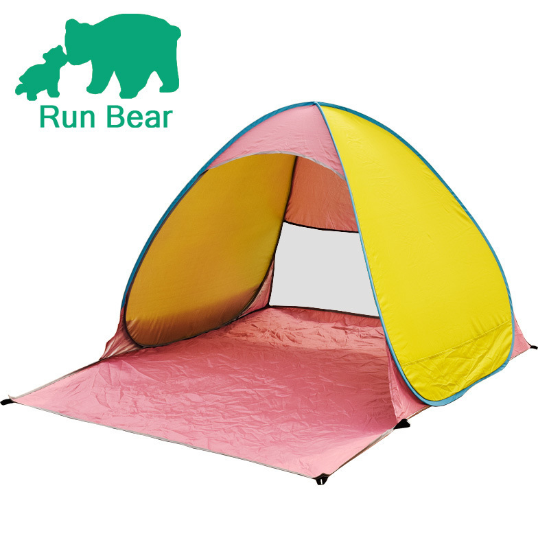 Dubultās personas automātiskā pludmales teltī ar ātru atvēršanu un saules aizsardzību; ārējā: poliesters; iekšējā: 190T ar sudraba pārklājumu; ārējā ūdensizturība 1000–1500 mm; apakšējā 1000–1500 mm; svars 1 kg