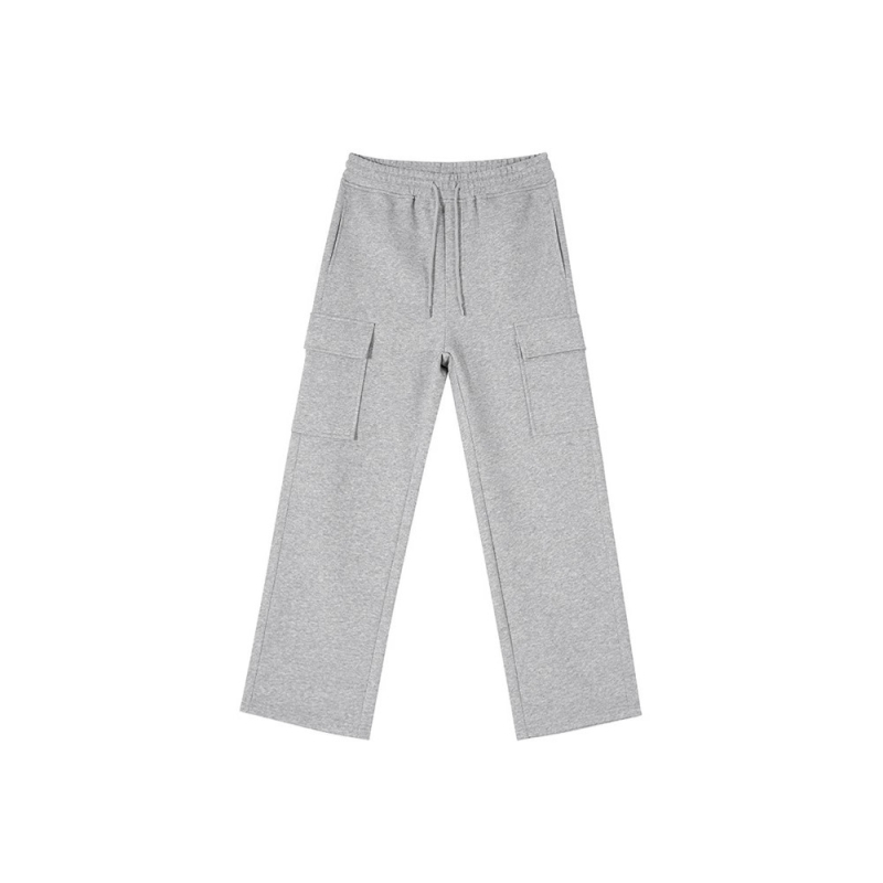 Férfi egyenes szabású sportos-napi nadrág, középmagas derekú, poliészter-keverék anyag, több zseb, öv nélkül