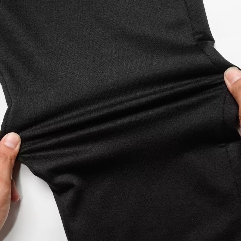 Szabadidős sportnadrág – laza szabás, lélegző elasztikus anyag, nedvességelvezető, teljes hosszúságú, övvel és dupla derékkal