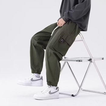 Ανδρικά παντελόνια εργασίας σε ιαπωνικό στυλ, καθημερινής χρήσης – κομμένα σε cropped μήκος, μεσαία μέση, κλείσιμο με κορδόνι, λεπτομέρειες τσέπης, πολυεστερικό ύφασμα