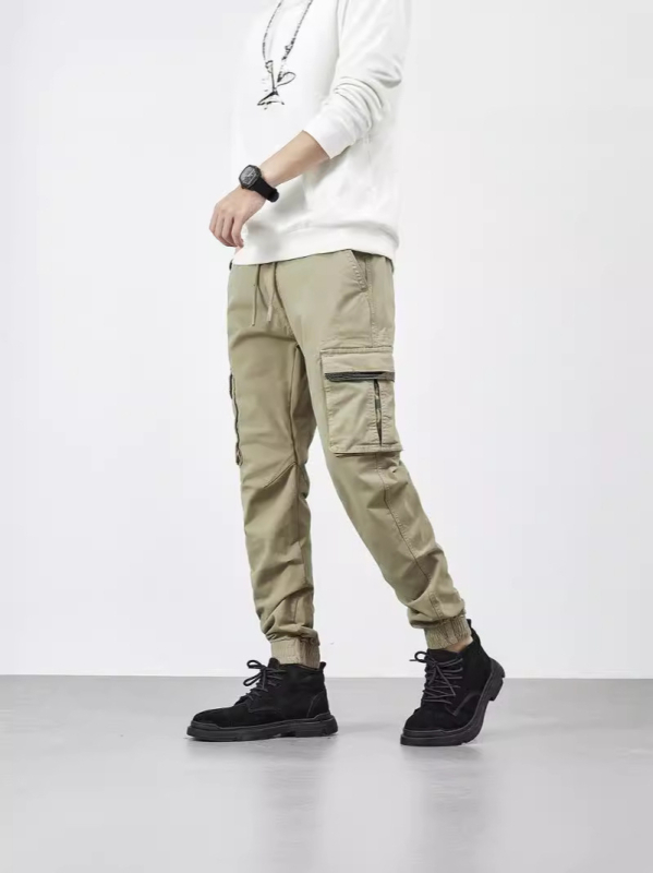 Szabadidős munkás nadrág több zsebbel, 97% pamut, középmagas derekú, cipzár, tavasz–ősz