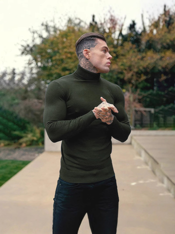 Muški džemper s mišićavim krojem, obostrano visoki ovratnik, pleteni od core-spun vlakana, 97% poliester