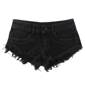 Nadrág – alacsony derekú, whisker effektus, koreai street-hipster stílusú, pamut-denim viszkózzal, széles lábszárú szabás (80–90% pamut; viszkóz ≤10%)