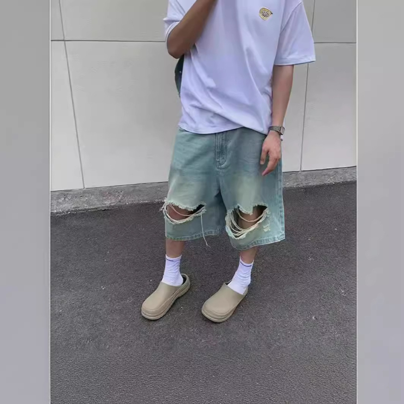 Ανδρικά σκισμένα denim σορτς, χαλαρή εφαρμογή, φαρδιά γραμμή, πλυμένα, 65% πολυεστέρας, άνοιξη 2024