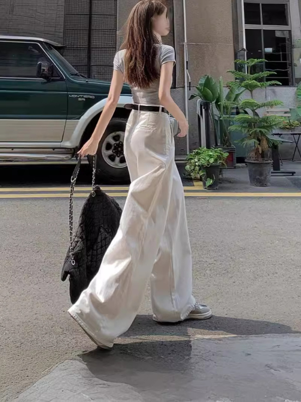 Denim farmernadrág magas derekú és széles szárú, 50–70% pamut, mikroelasztikusság