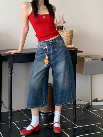 Γυναικείες cropped jeans σε αμερικανικό ρετρό στυλ, υψηλή μέση, ίσια γραμμή, ντένιμ