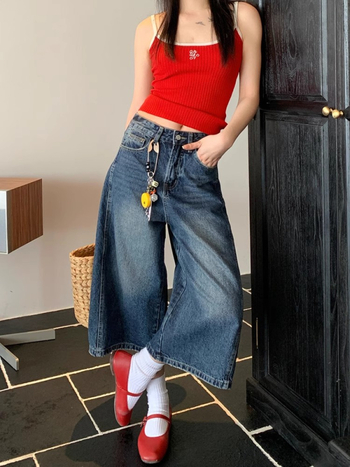 Γυναικείες cropped jeans σε αμερικανικό ρετρό στυλ, υψηλή μέση, ίσια γραμμή, ντένιμ