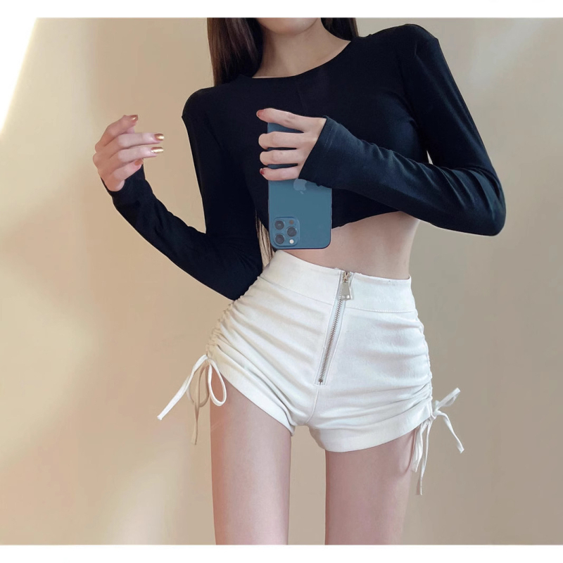 Női rövidnadrág húzózsinórral és magas derékkal, cipzárral, vékony poliészter 70–80%, mikroelasztikus