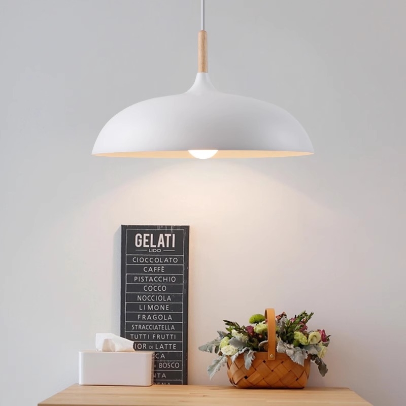 Željezni luster, moderni minimalistički stil, LED svjetlo, podesiva visina