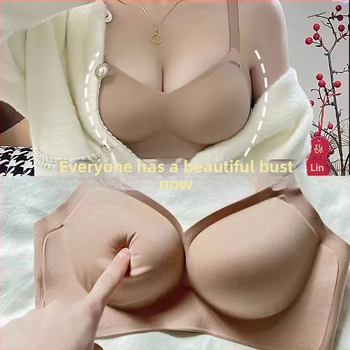 Sutien fără sârmă, cupe modelate cu partea superioară subțire și partea inferioară mai groasă; material principal nailon, căptușeală spandex; bretele fixe duble; închidere pe spate cu trei rânduri de catarame