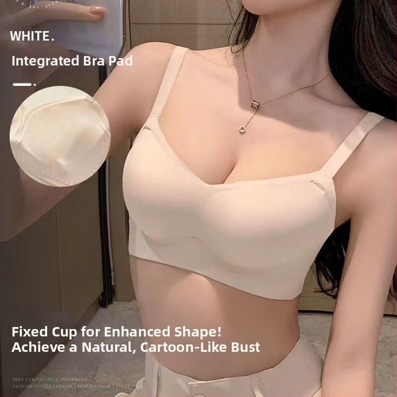 Sutien fără sârmă, cupe modelate cu partea superioară subțire și partea inferioară mai groasă; material principal nailon, căptușeală spandex; bretele fixe duble; închidere pe spate cu trei rânduri de catarame