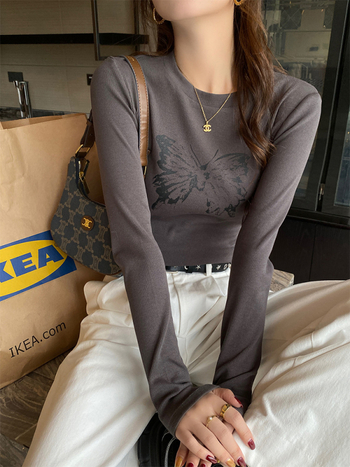 Γυναικείο μακρυμάνικο T-shirt — βαμβάκι 90–95%, στρογγυλή λαιμόκοψη, στενή εφαρμογή, ιαπωνοκορεατικό casual στυλ