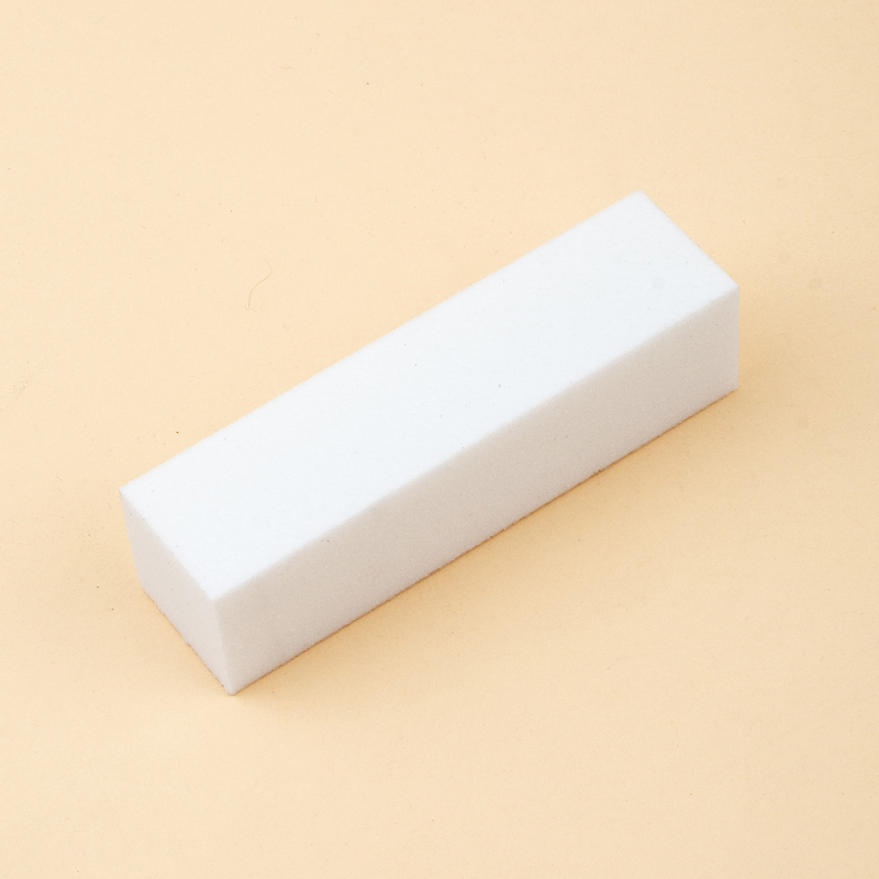 Nahahooldusvahendite komplekt — 7-osaline komplekt, bränd Megia, materjalid EVA, PS, liivapaber ja nailon, kogu kaal 45 g