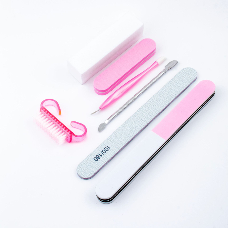 Nahahooldusvahendite komplekt — 7-osaline komplekt, bränd Megia, materjalid EVA, PS, liivapaber ja nailon, kogu kaal 45 g