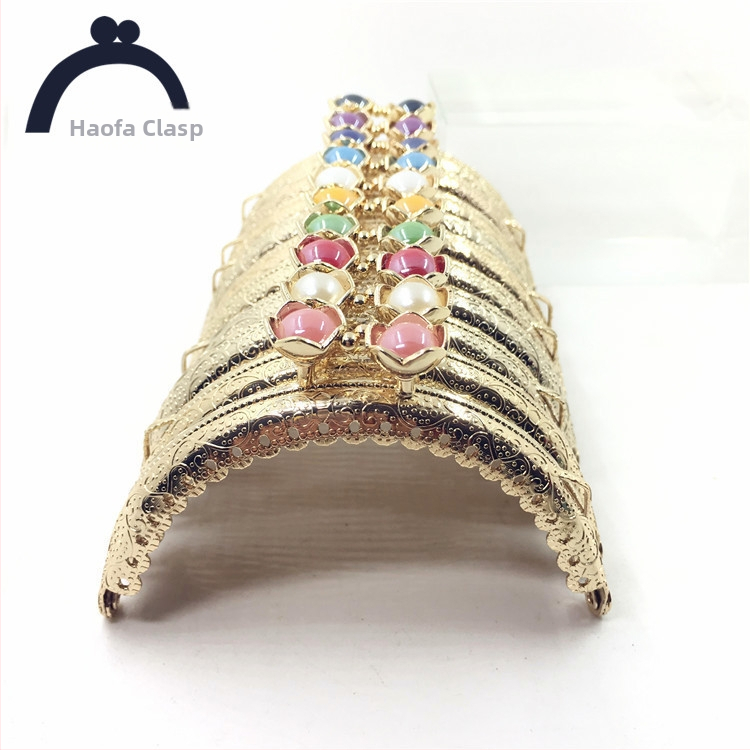 Рамка за чанта, полукръгла форма с тиснена дантела и глава лотуса, материал желязо, Guofa модел WJ, аксесоар за чанти