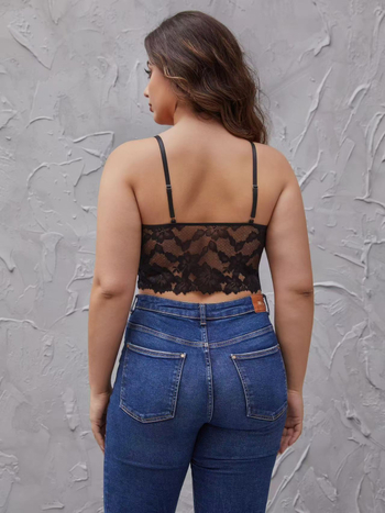 Mežģīņu krūšturis no poliestera un spandeksa, 90–95% poliesters, 2025. gada pavasaris, Street Trendsetter stils, Sexy Babe stils, sieviešu apakšveļa