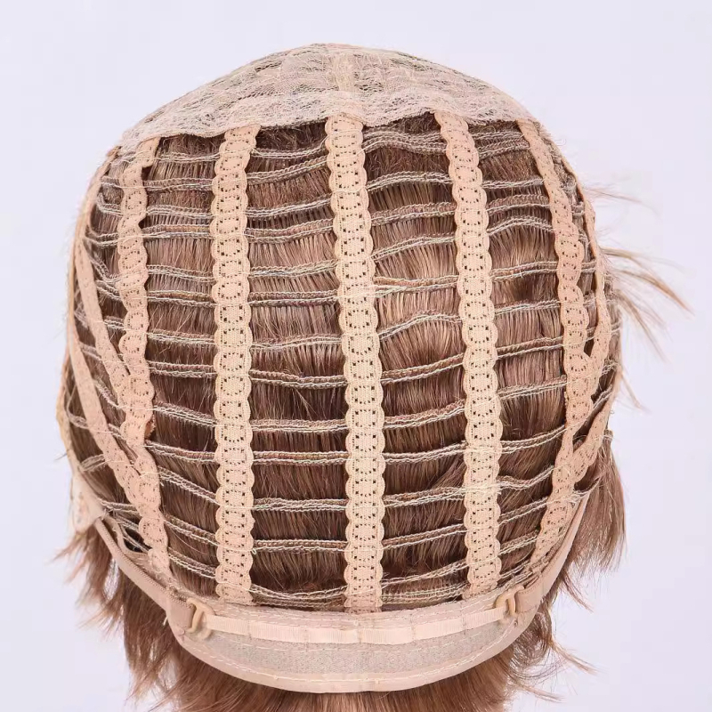 Parūka ar sānu bangs un garām viļņotām matām, karstumizturīgas sintētiskās šķiedras, zvaigžņu modes stils