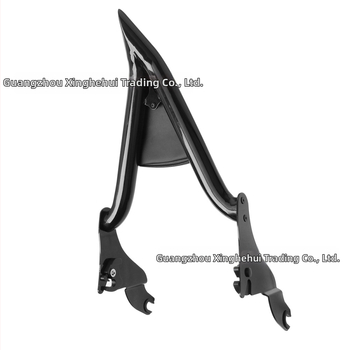 Harley motorkerékpárokhoz készült hátsó támasz, osztott gyorskioldó utas háttámla, hegyes ívű dizájnnal (Model 014588)