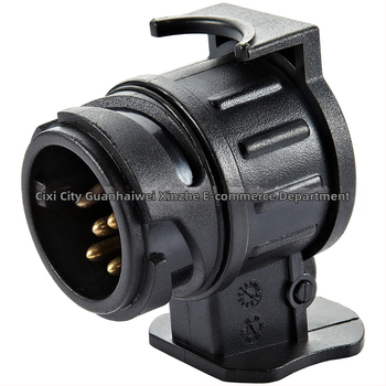 Адаптер за електрически щепсел: 13-ядрен към 7-пинов конектор за европейски стил ремарке и офроуд превозно средство (Марка: Без марка; Частни марки: Няма; Брой в кутия: 100)