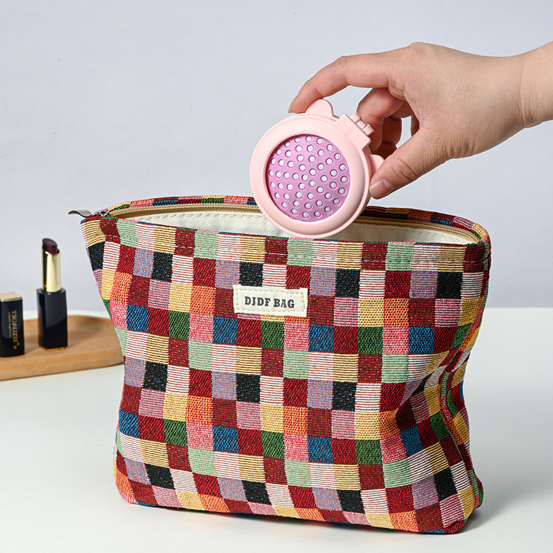 Nagy kapacitású női sminktáska kockás mintával, pamut anyag, bélés vászon, légáteresztő és bővíthető utazási szervező