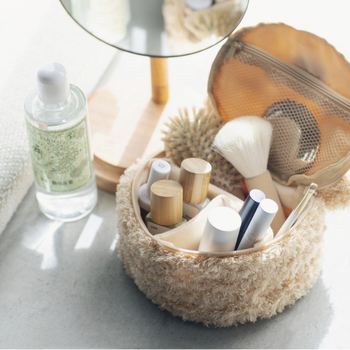 Οβάλ βελούδινο τσαντάκι καλλυντικών με κεφαλή αρκούδας – τρισδιάστατο σχέδιο κινούμενων σχεδίων