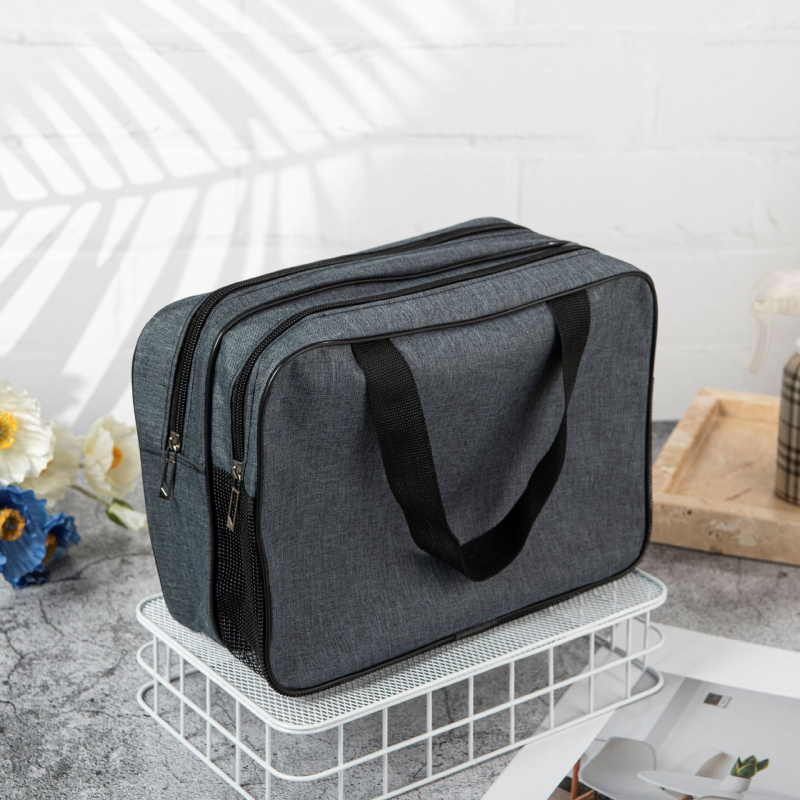 Τσάντα καλλυντικών για ταξίδι με διαχωρισμό στεγνά/υγρά — PVC υλικό, απλός μοντέρνος σχεδιασμός, αποθήκευση κατά τη διάρκεια των ταξιδιών