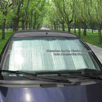 Automobilio saulės skydelis su aliuminine folija, dryžių raštas, tvirtinimas siurbtukais, priekinio stiklo apsauga nuo radiacijos