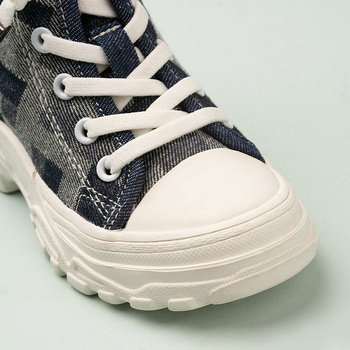 Bērnu augstas kurpes no auduma ar maskēšanas rakstu, sānu rāvējslēdzējs, gumijas zole