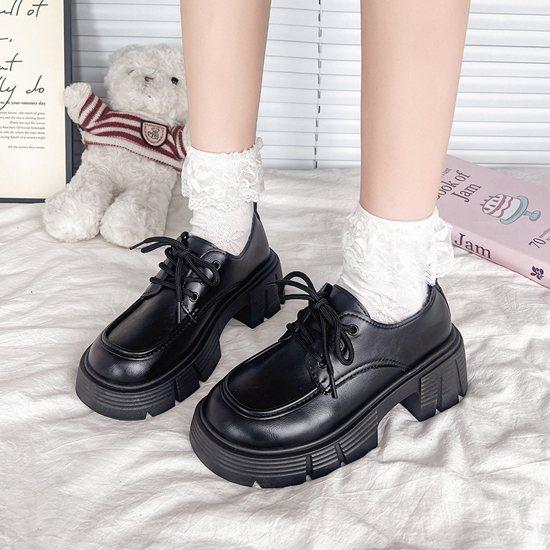 Λούφερς | Στρογγυλή μύτη; Άνω μέρος PU; Μεσαίο ύψος τακουνιού 3–5 cm; Παχύς πάτος; Σόλα: Σύνθετη