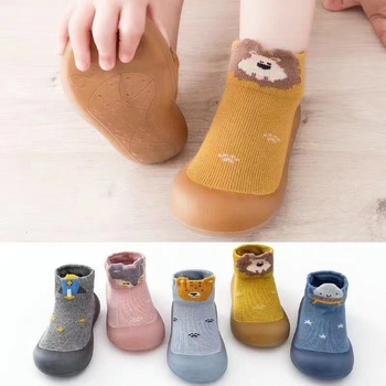 Zīdaiņu kurpes 12–36 mēnešiem - Elpojošas, Anti-slip zole, Izšūtas, Karikatūras raksts