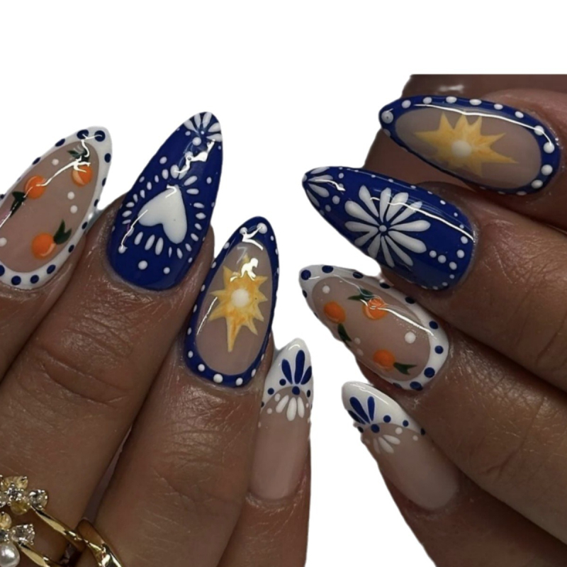 Körömdíszítő matricák – Mandula alakú, Francia stílus, 24 db, Minták: szívek, virágok, csillagos ég