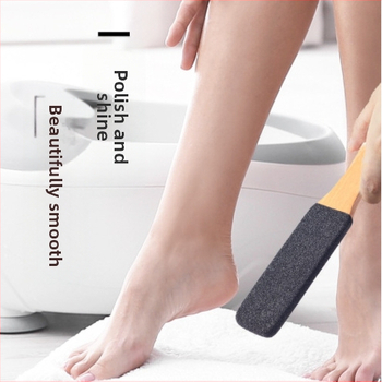 Kāju failu ar silīcija karbīdu mikrodermabrasijai, ozolkoka rokturis, ovāla forma, iepakojumā 600 gab., paredzēts mirušas ādas noņemšanai