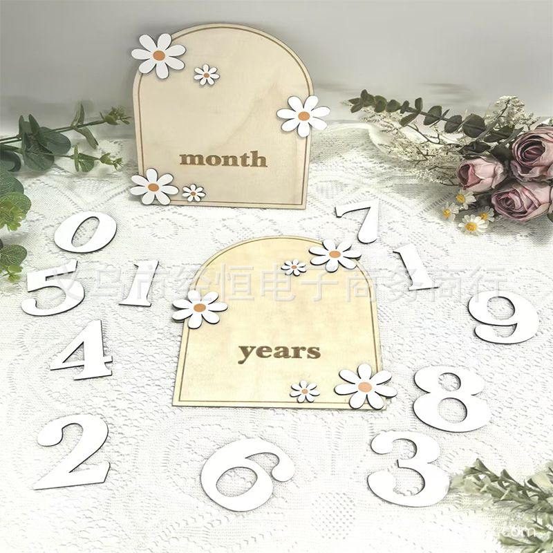 Medinis kūdikio gimimo metų ir mėnesio suvenyras – augimo įrašas, DIY mėnesio kortelė