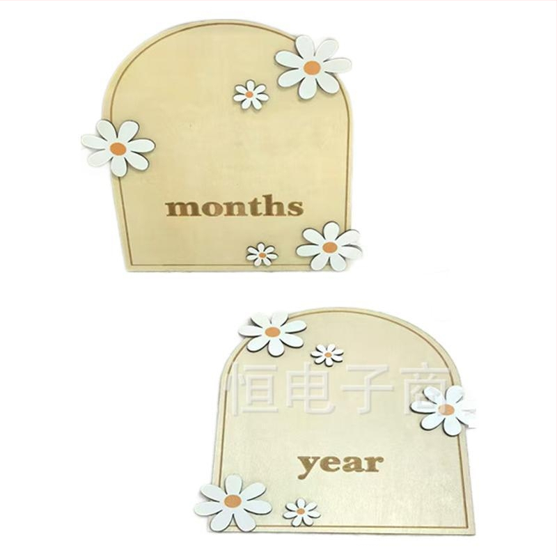 Дървен записник за годината и месеца на раждането на бебето – milestone запис, DIY месечна карта