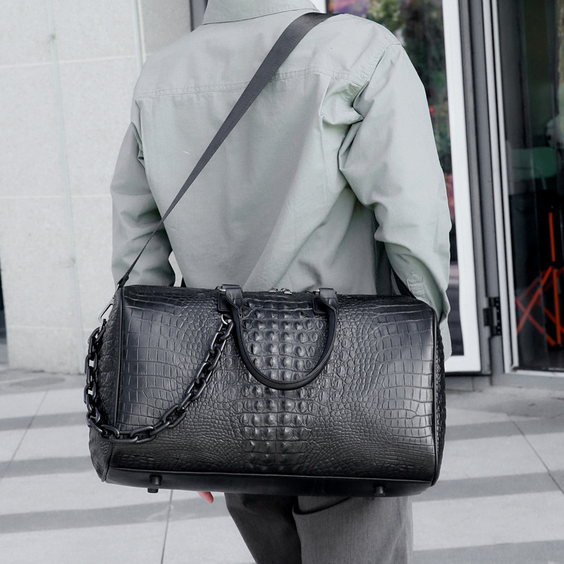 Utazótáska 20–35L kapacitással, PVC anyag, vízálló, uniszex kialakítás, állatmintás