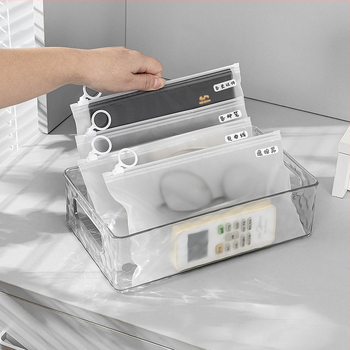 Τσαντάκι καλλυντικών PVC, κυβοειδούς σχήματος, πολυχρηστικό, μοντέλο 016, μοντέρνο και μινιμαλιστικό στυλ